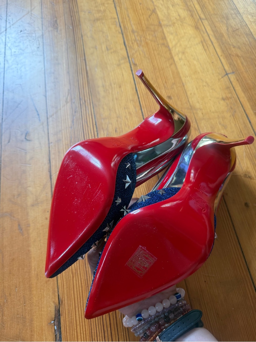 *RARE* Christian Louboutin USA Star-Embellished Pointed Pumps Heel - Picture 2 of 7